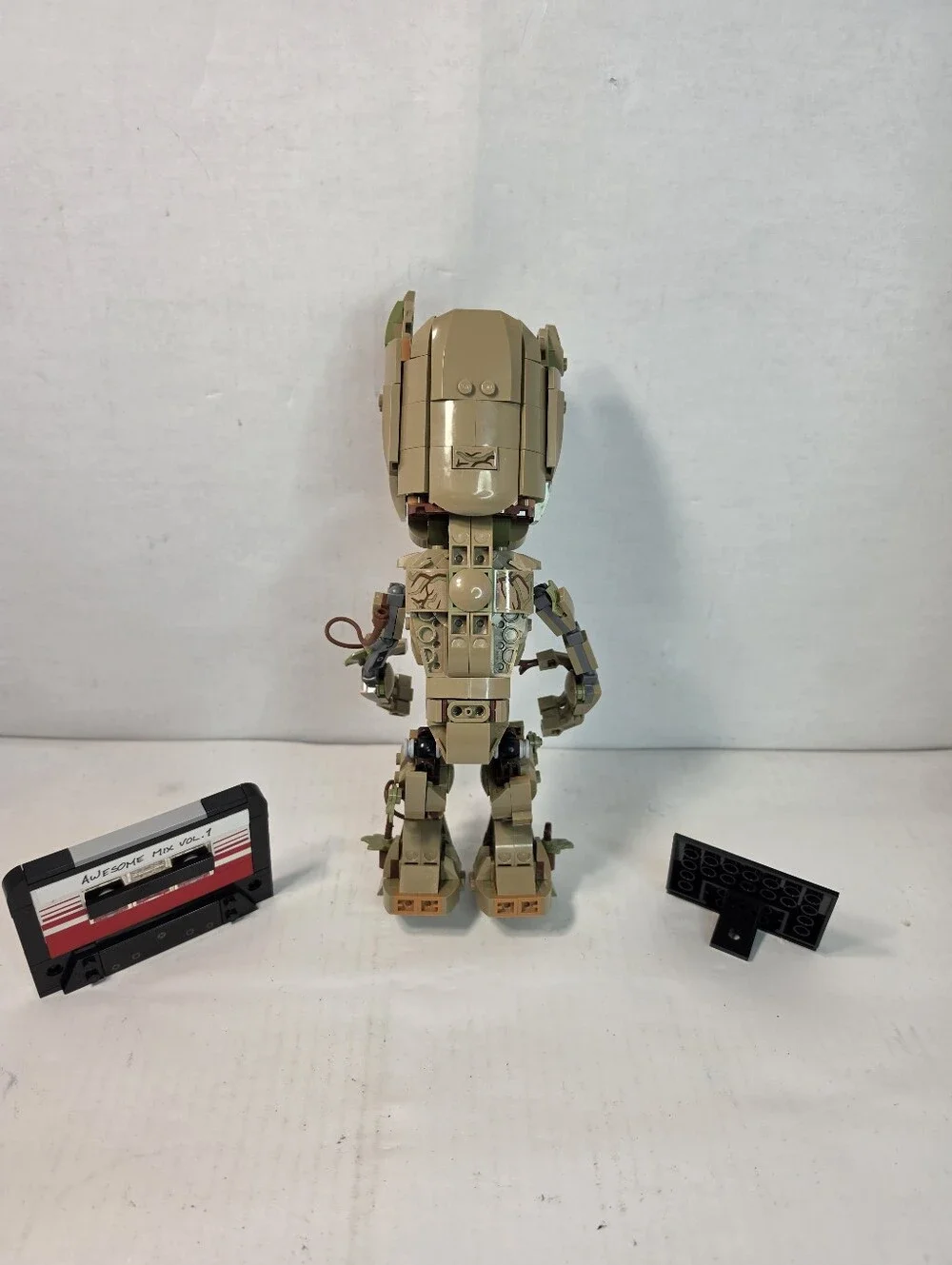 Lego Marvel Studios The Infinity Saga I am Groot model (set number 76217).